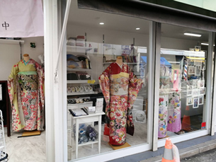 ひらり弘明寺本店